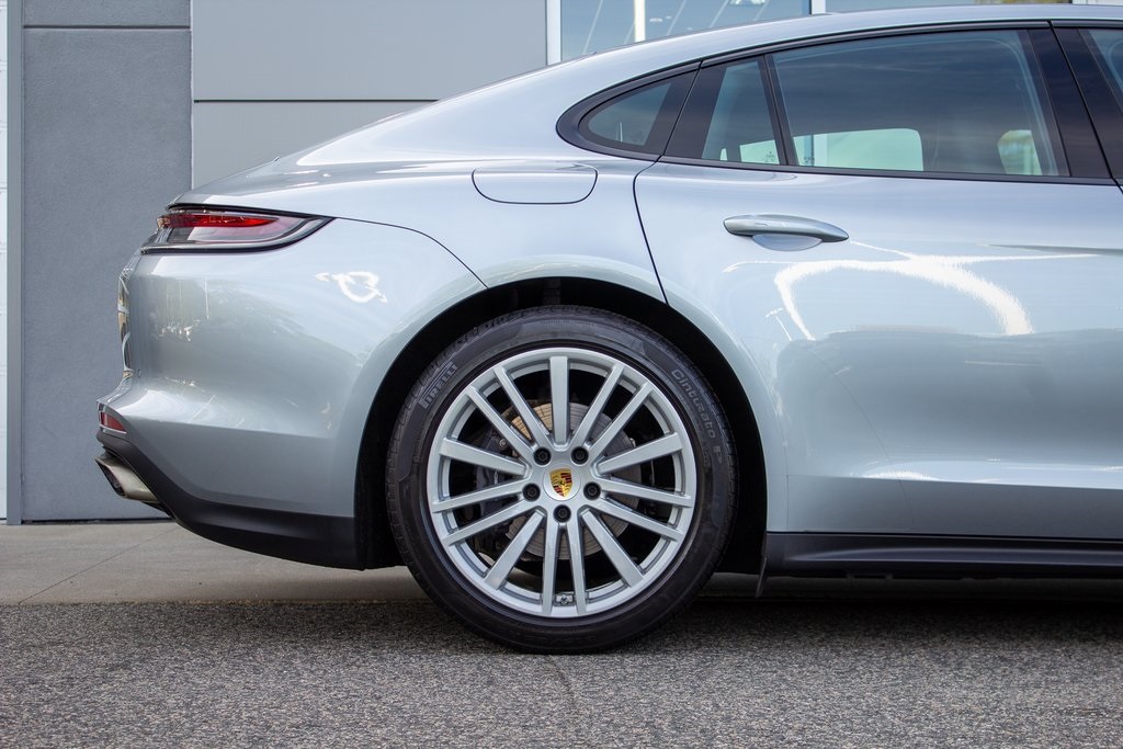 2021 Porsche Panamera 4 photo 6