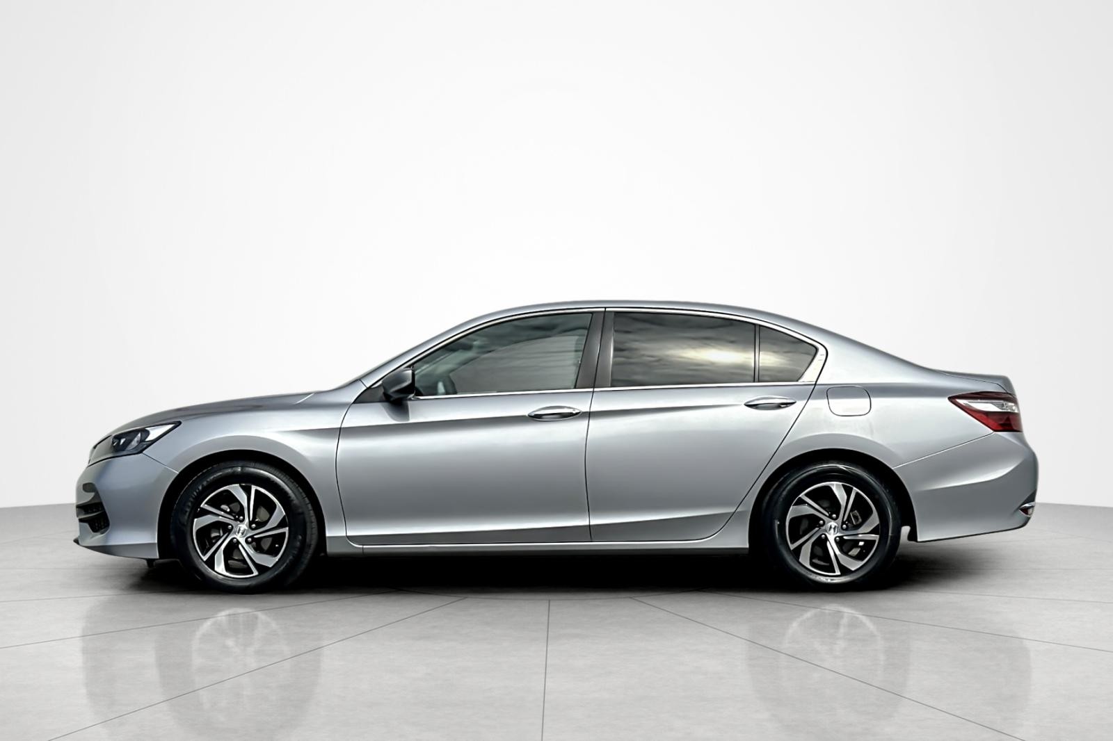 Used 2017 Honda Accord LX with VIN 1HGCR2F31HA307538 for sale in Carson, CA