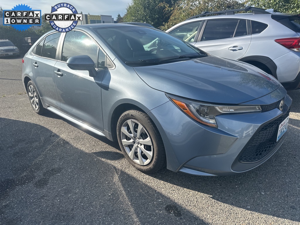2020 Toyota Corolla LE photo 2