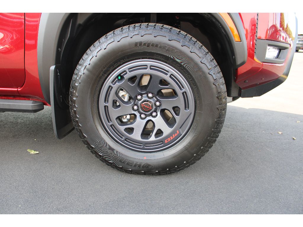 2025 Nissan Frontier PRO-4X photo 27