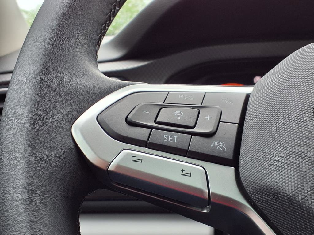 2025 Volkswagen Atlas Peak Edition SE photo 21