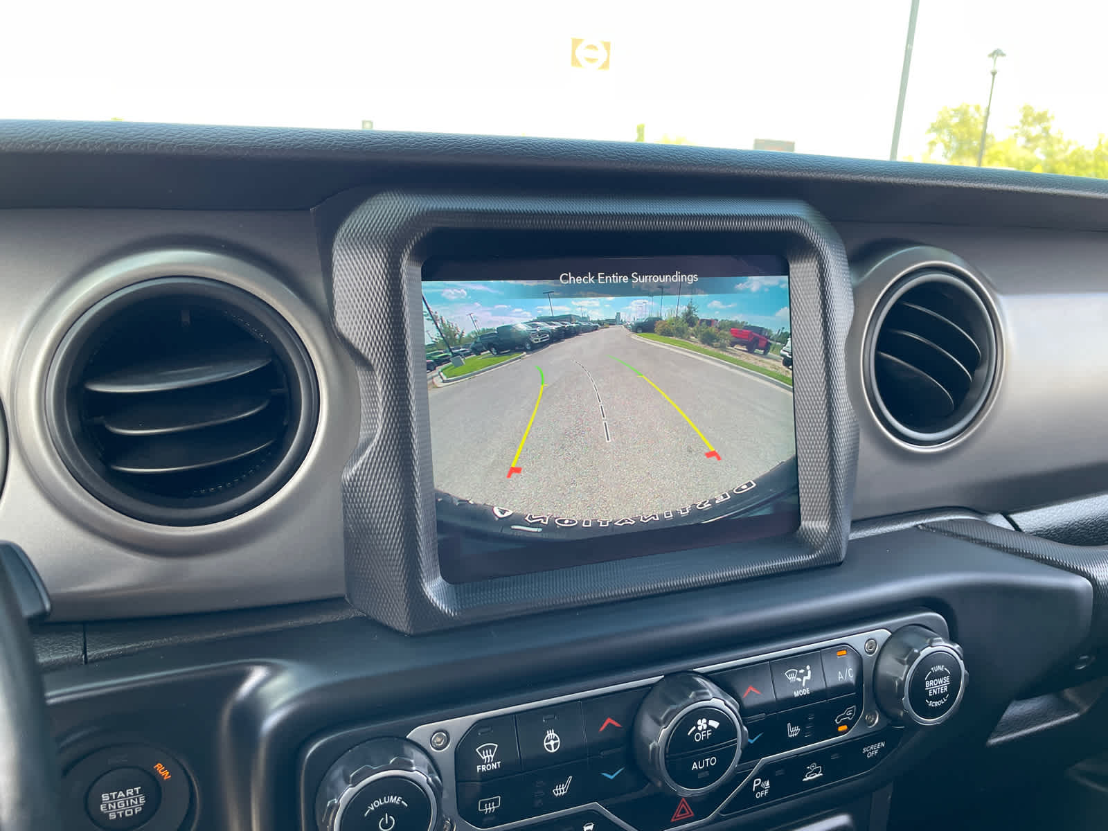 2021 Jeep Wrangler Unlimited Willys photo 25