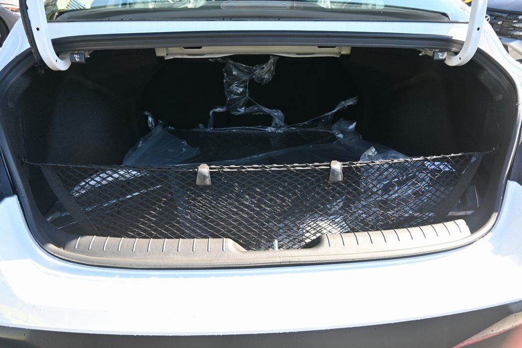 2025 Hyundai Elantra SEL Convenience photo 6