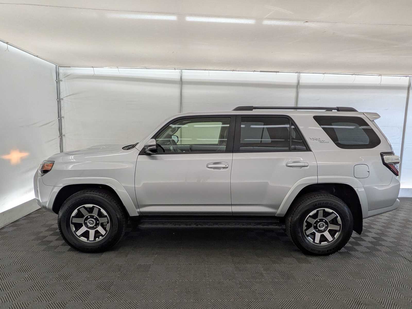 2024 Toyota 4Runner TRD Premium photo 2