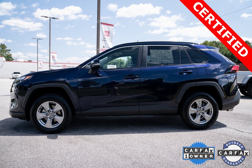 2022 Toyota RAV4 XLE photo 4