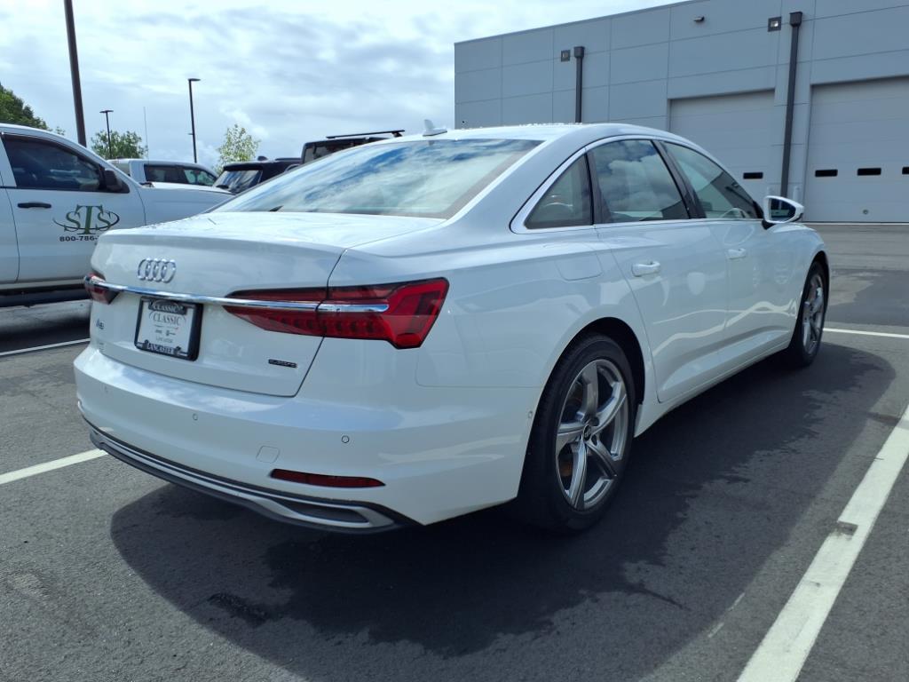 2024 Audi A6 Quattro Premium Plus photo 4