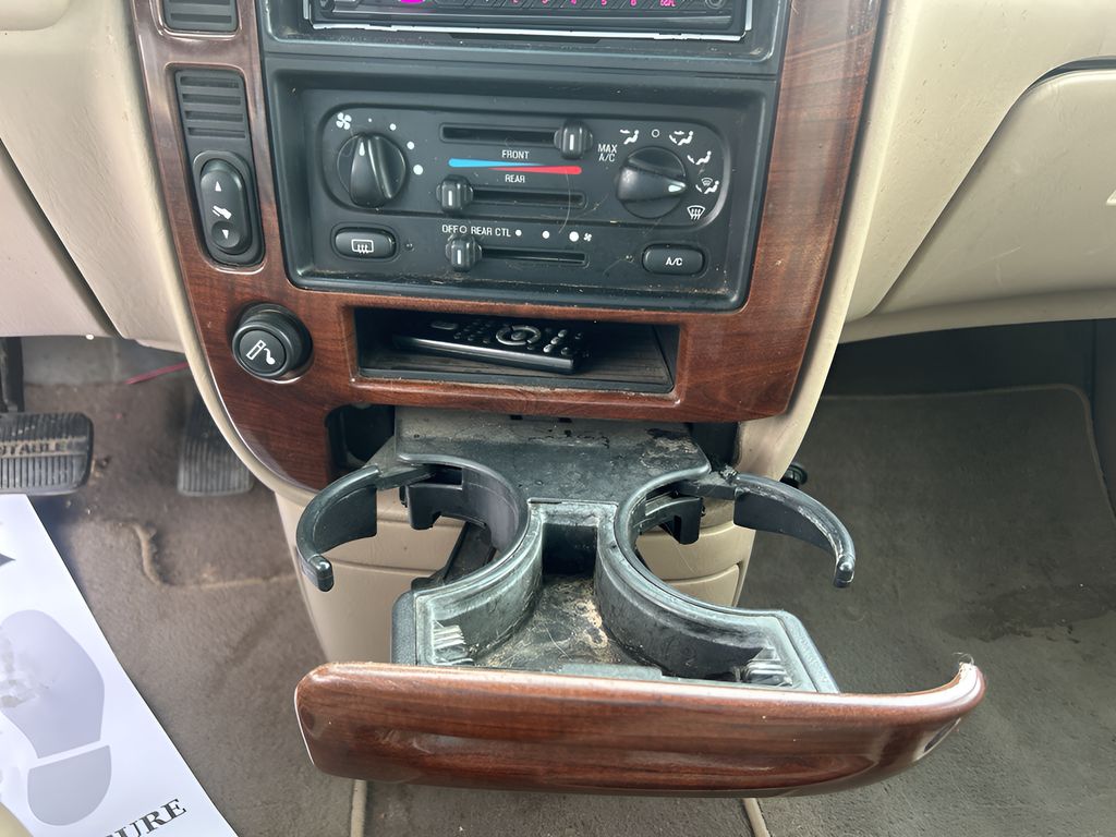 2002 Ford Windstar photo 12
