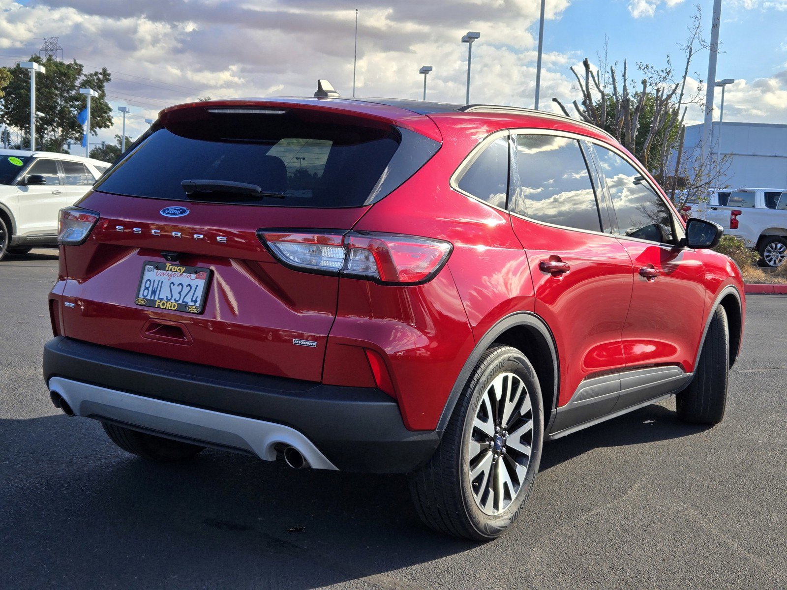 2020 Ford Escape SE Sport Hybrid photo 4