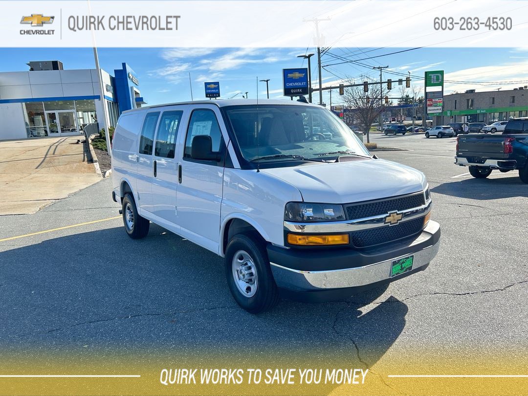 2025 Chevrolet Express Cargo Work Van's photo