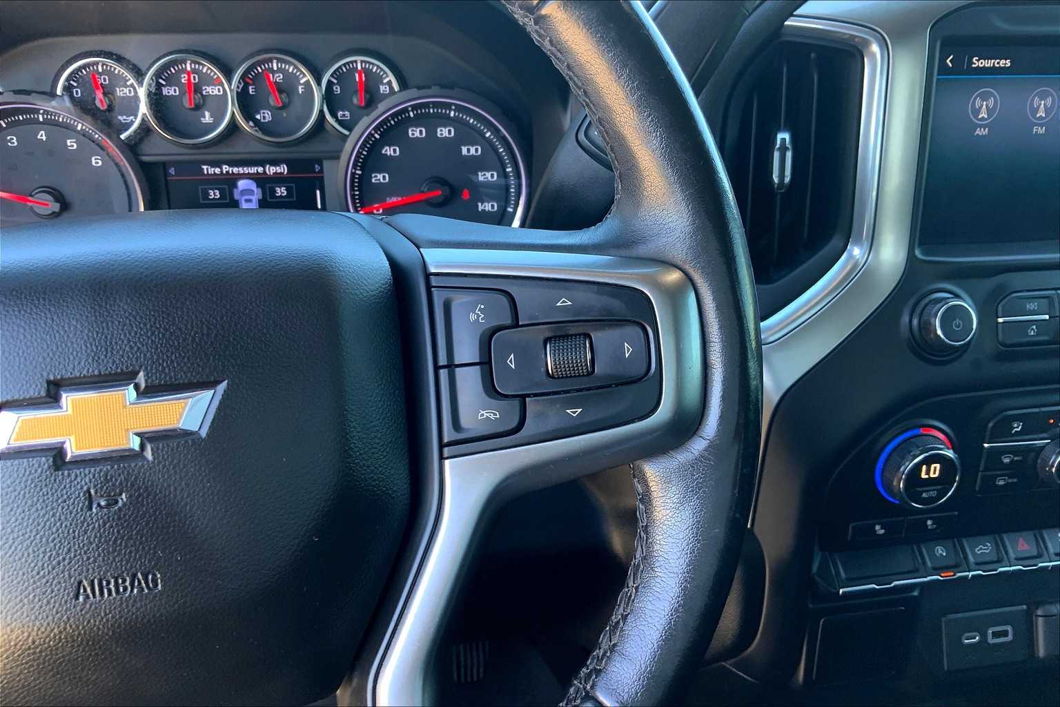 2019 Chevrolet Silverado 1500 LT photo 23