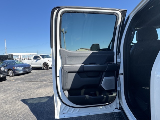 2025 Ford F-150 Lariat photo 13