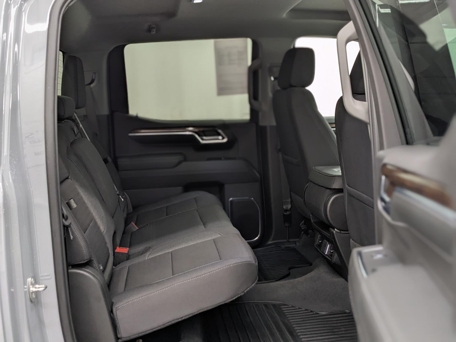 2024 Gmc Sierra 1500 Elevation photo 22