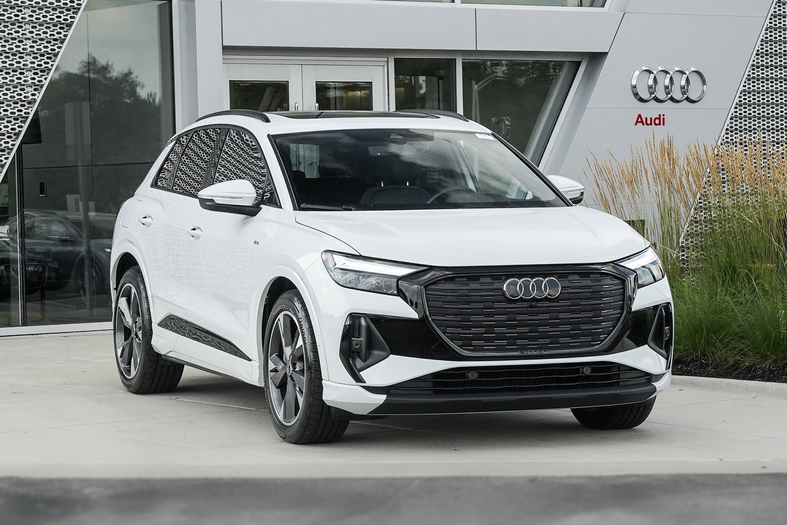 Certified 2024 Audi Q4 e-tron Premium Plus with VIN WA1LUBFZ1RP066803 for sale in St. Charles, IL