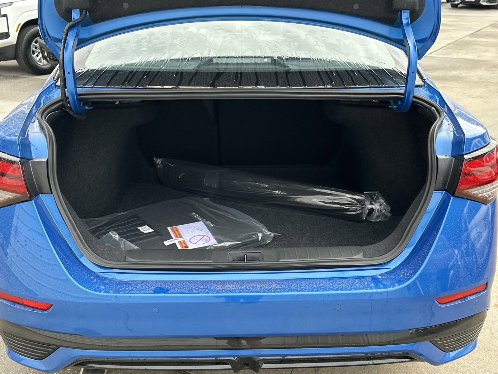 2025 Nissan Sentra SR photo 19