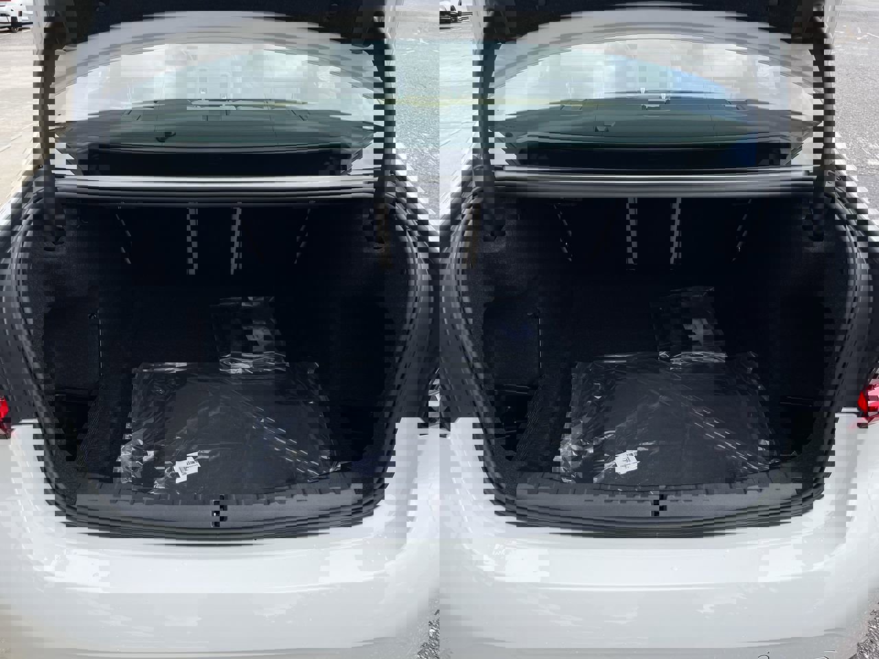 2025 Bmw 330i photo 32