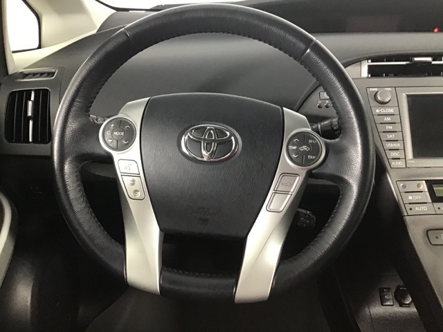 2013 Toyota Prius Plug-in Base photo 10