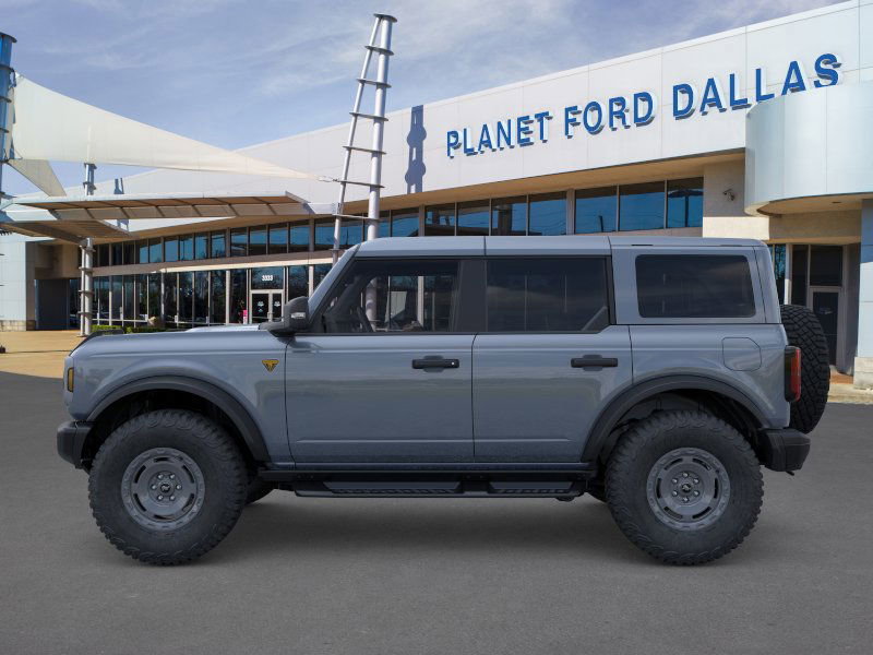 2025 Ford Bronco Badlands photo 2