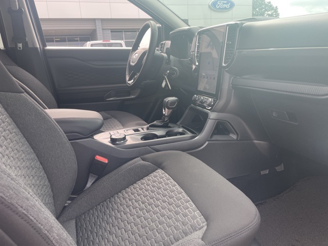 2025 Ford Ranger XLT photo 16