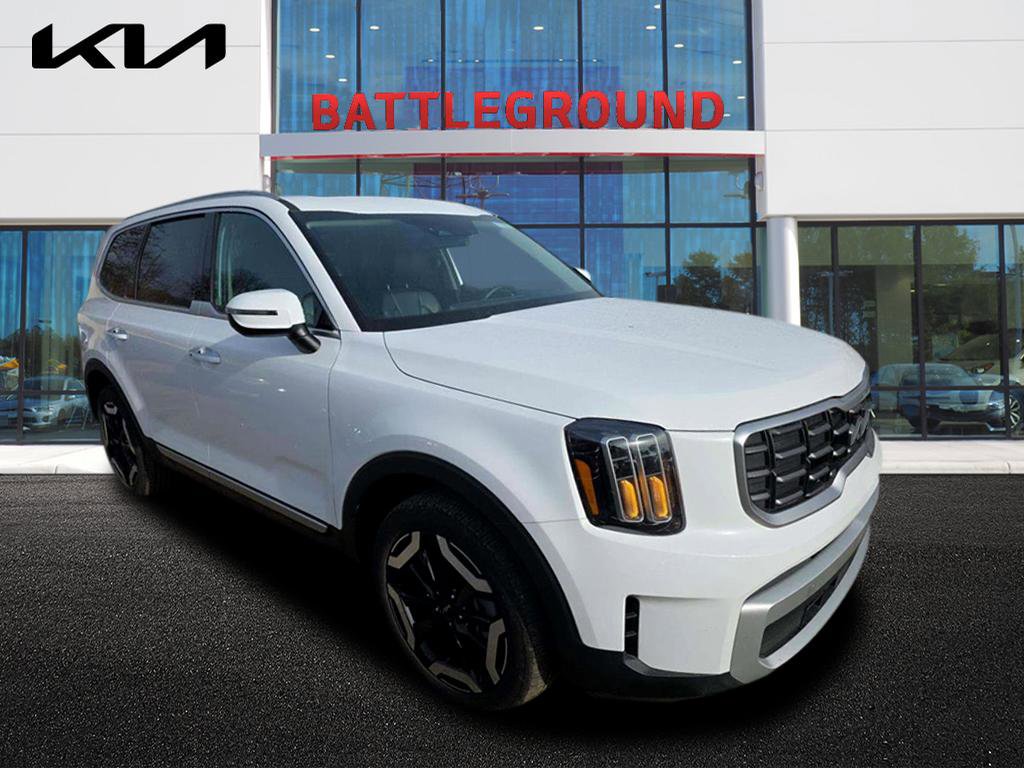 2025 Kia Telluride S's photo