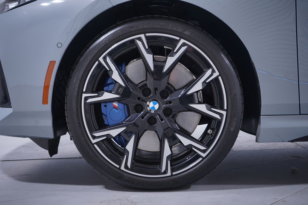 2026 Bmw 228 photo 2