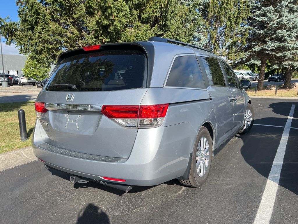 2016 Honda Odyssey EX-L photo 2