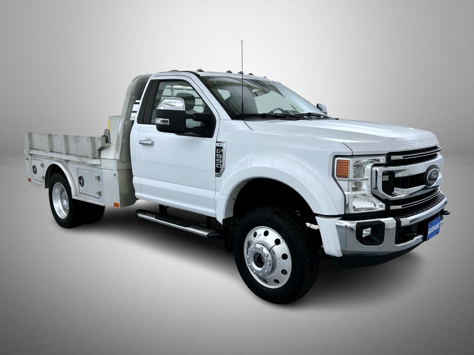 2022 Ford F-550 photo 3