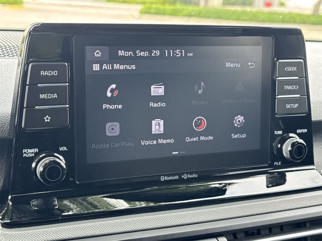 2023 Kia Seltos LX photo 16