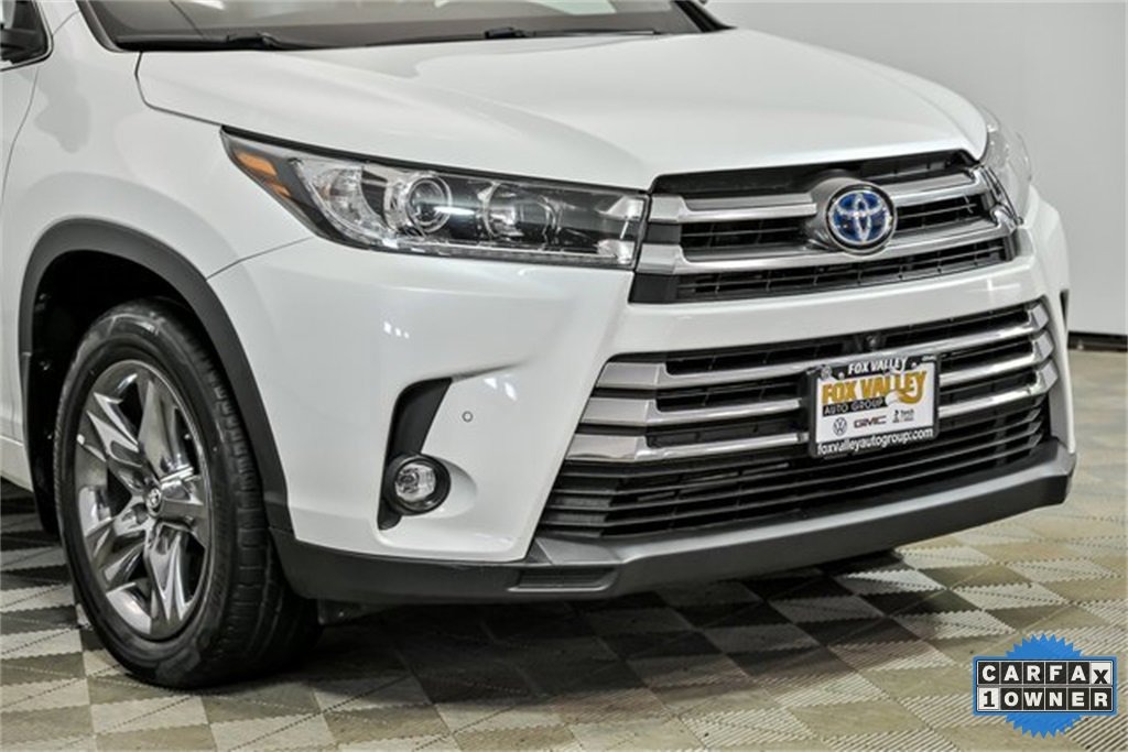2019 Toyota Highlander Hybrid Limited photo 3