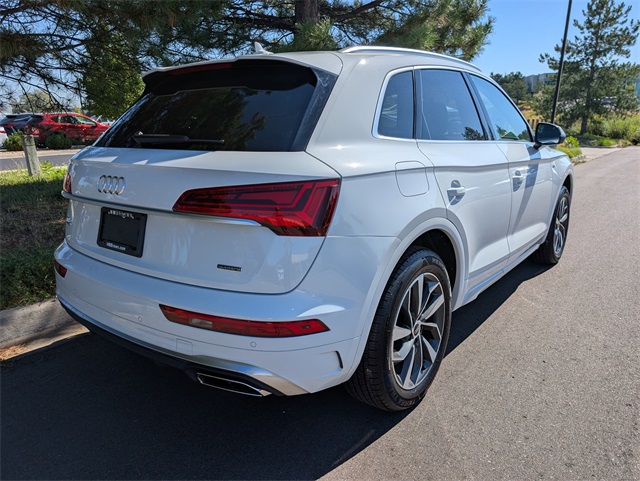 2022 Audi Q5 45 S line Premium photo 2