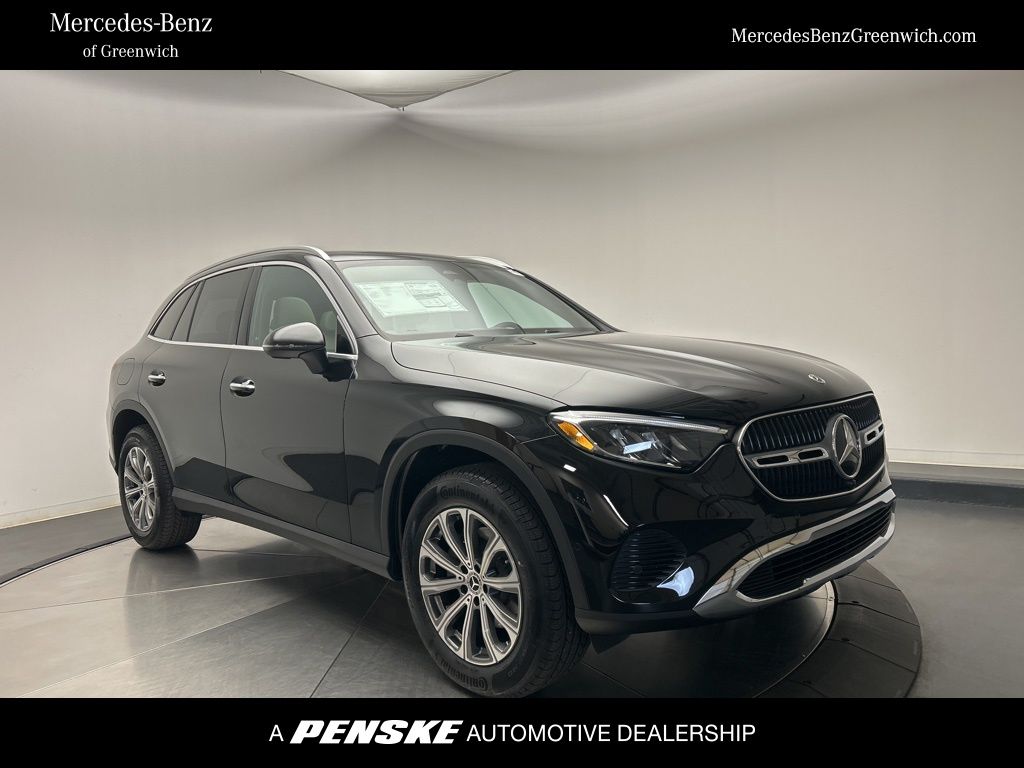 2026 Mercedes-Benz GLC Base's photo