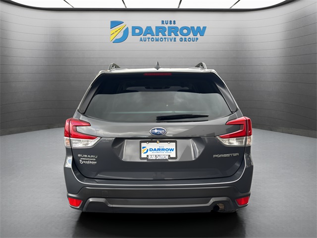 2023 Subaru Forester Premium photo 4