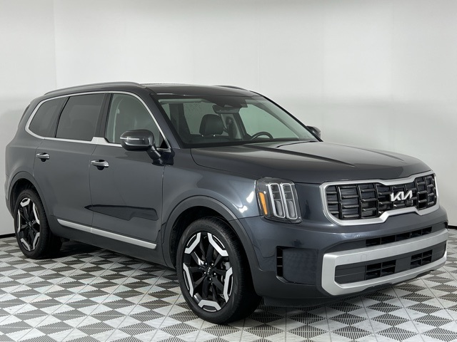 2024 Kia Telluride S's photo