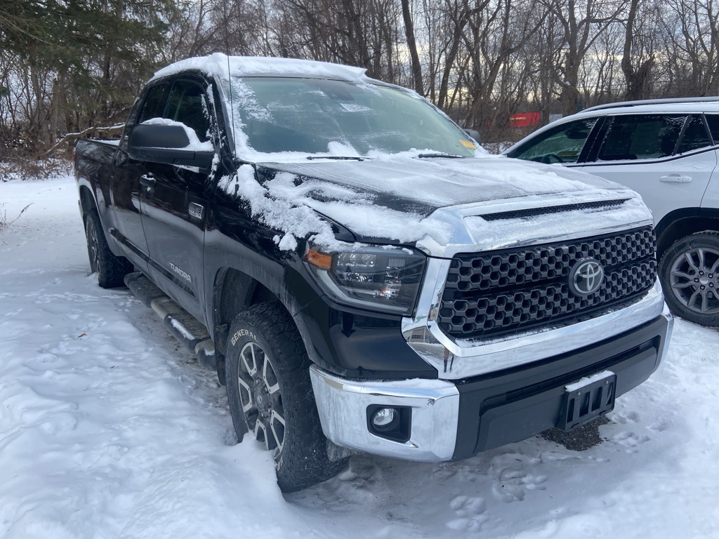 2019 Toyota Tundra SR5's photo