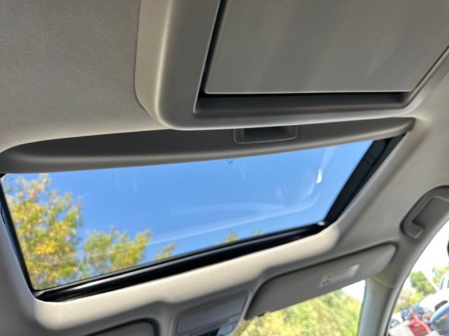 2026 Honda Odyssey Touring photo 29