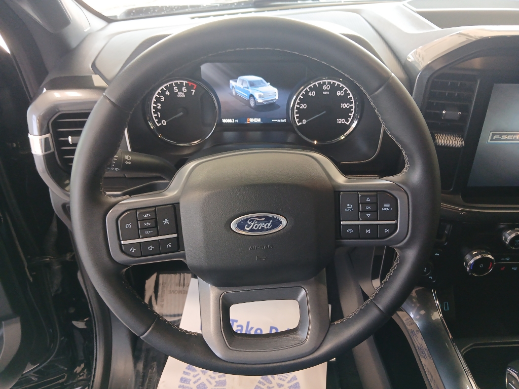 2023 Ford F-150 XLT photo 13