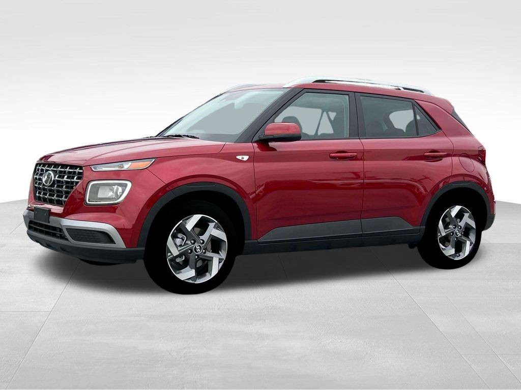 2025 Hyundai Venue SEL photo 2
