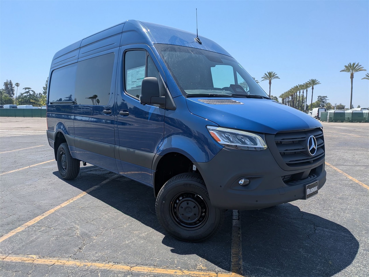 2025 Mercedes-Benz Sprinter Cargo Van Base's photo