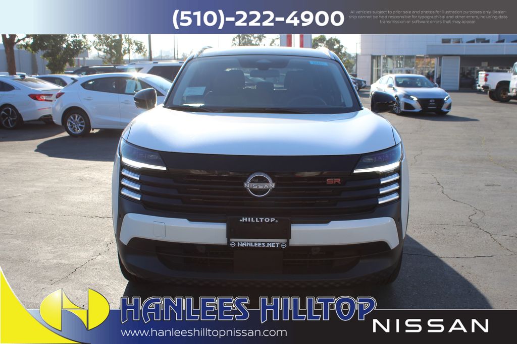 2025 Nissan Kicks SR photo 2