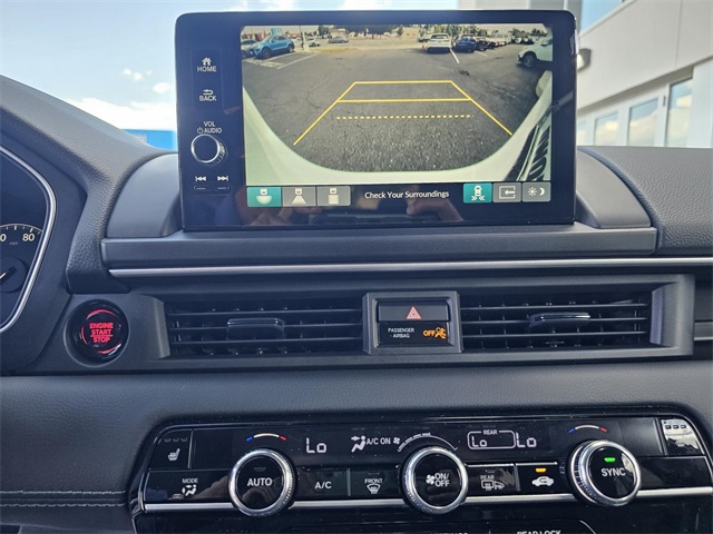 2025 Honda Pilot Touring photo 21