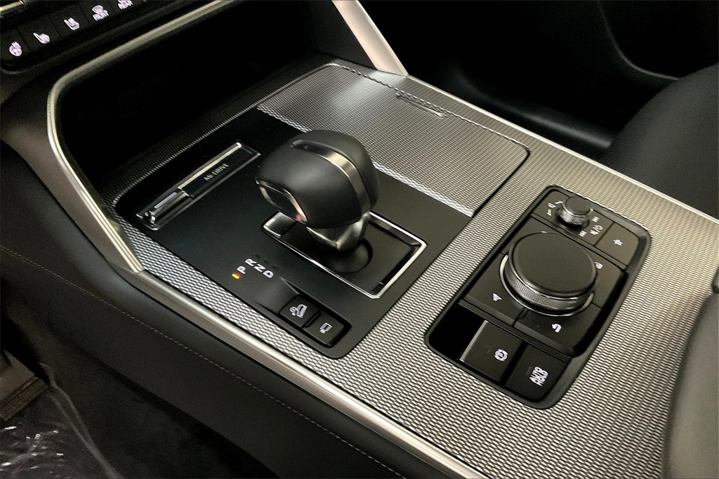 2025 MAZDA CX-70 - Image 6