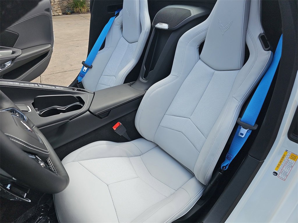 2025 Chevrolet Corvette Stingray 1LT photo 13
