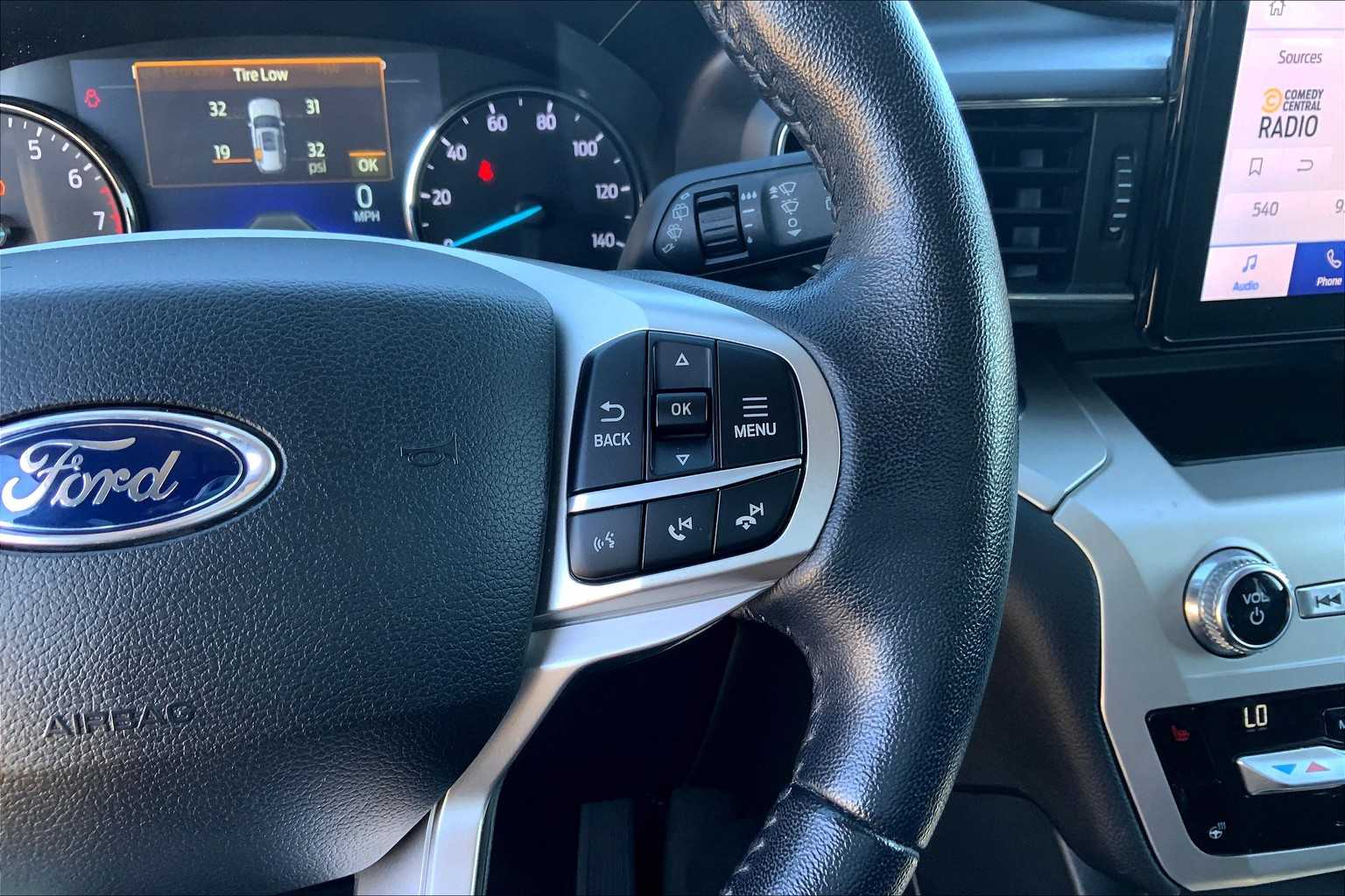 2021 Ford Explorer XLT photo 21