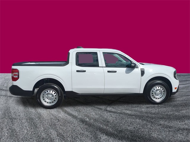 2025 Ford Maverick XL photo 2