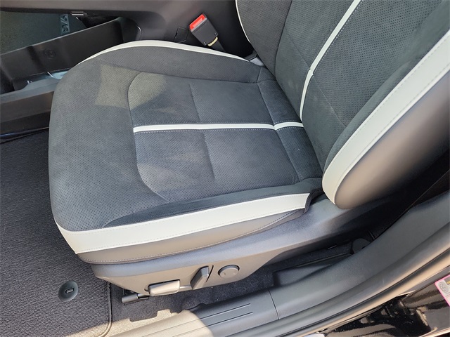 2025 Kia EV6 GT-Line photo 14