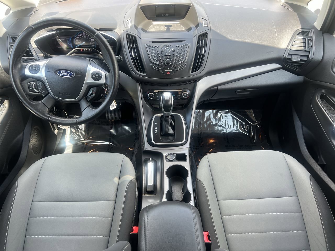 2016 Ford C-Max Hybrid SE photo 10