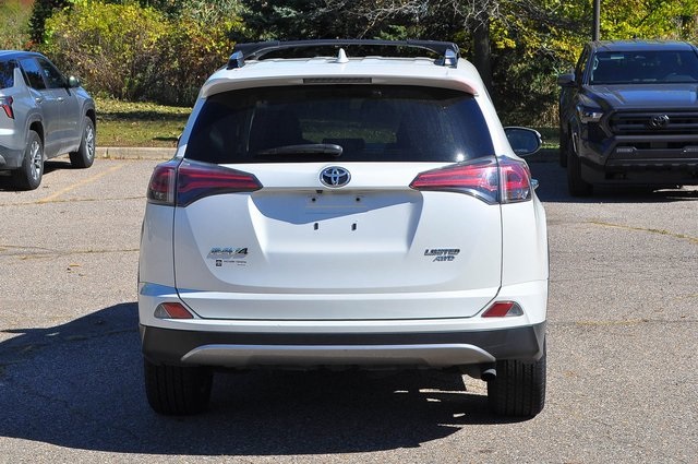 2018 Toyota RAV4 Limited photo 4