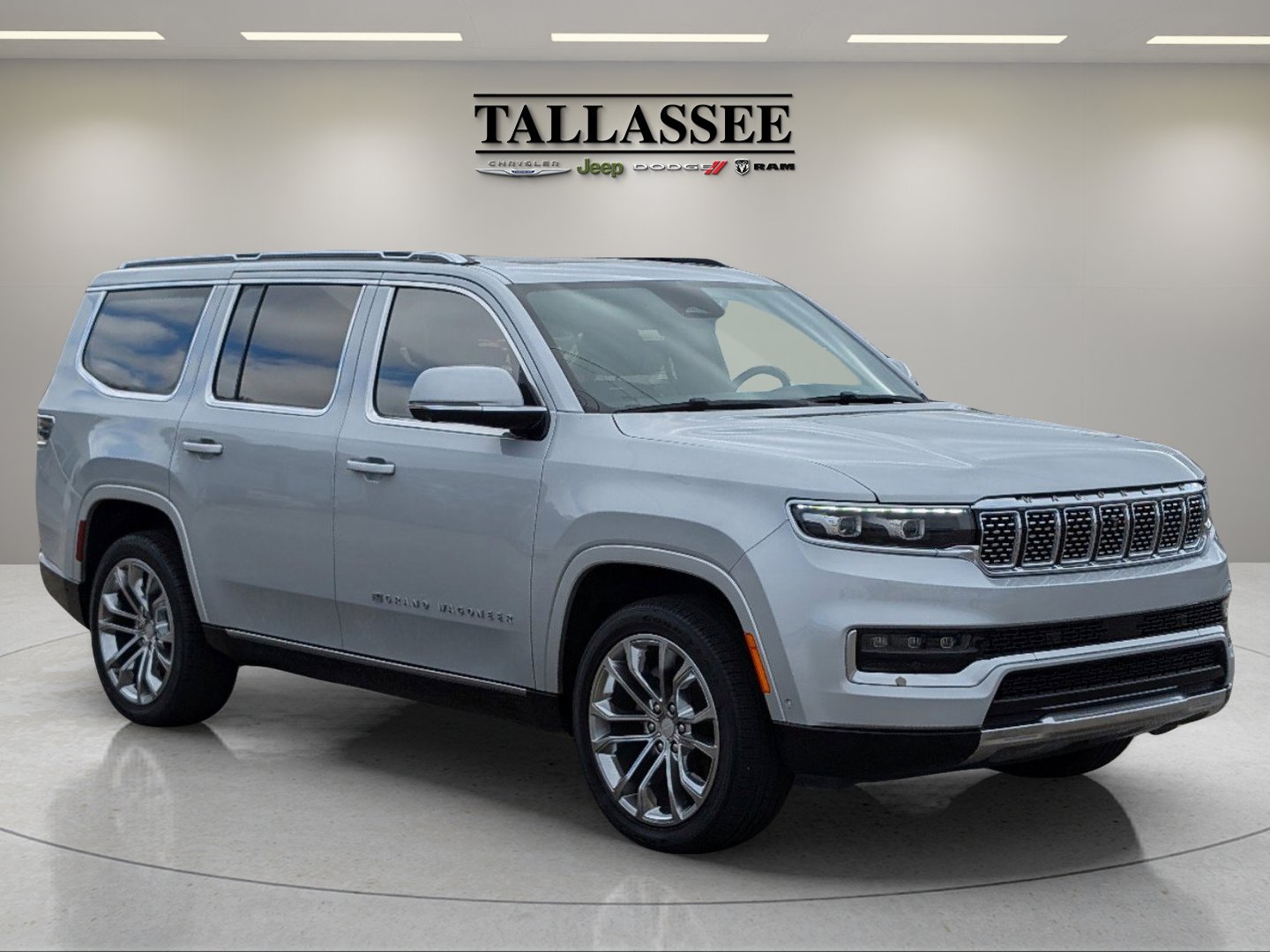 2024 Jeep Grand Wagoneer III Obsidian photo 3