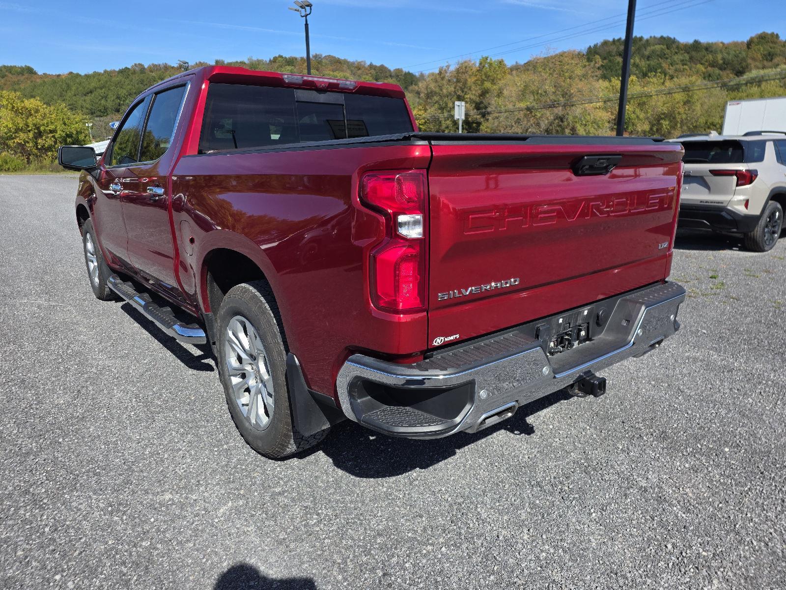 2024 Chevrolet Silverado 1500 LTZ photo 3