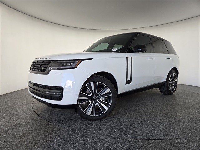 2025 Land Rover Range Rover SE's photo