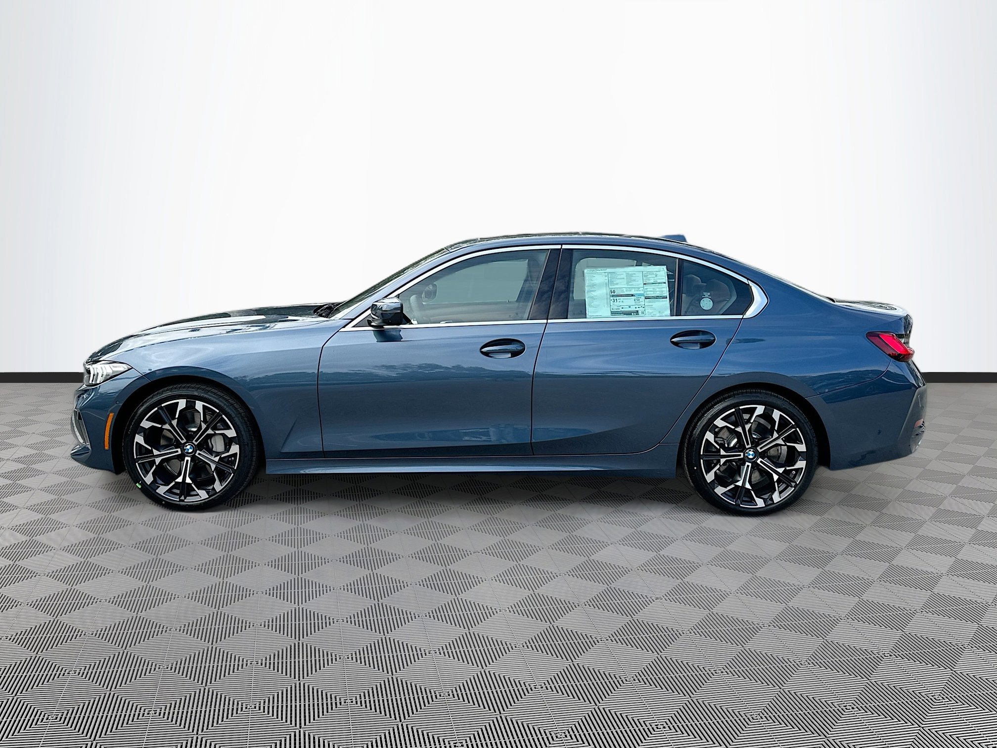 2025 Bmw 330i photo 4